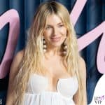 Sienna Miller in Givenchy ai Fashion Awards