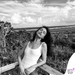 I look di irina Shayk in vacanza ai caraibi