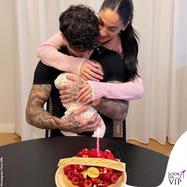 Tony Effe e Giulia De Lellis festeggiano il primo mese di Priscilla 