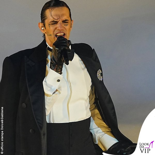 Achille Lauro durante la performance