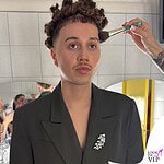 Sanremo 2026 Sayf outfit Louis Gabriel Nouchi spilla