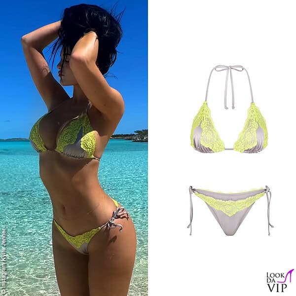 Kylie indossa un bikini Skims, il brand della sorella Kim, di cui è testimonial 
