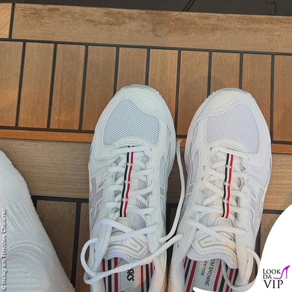 Le sneakers di Timothée Chalamet sono frutto di una collaborazione Tom Browne x Asics