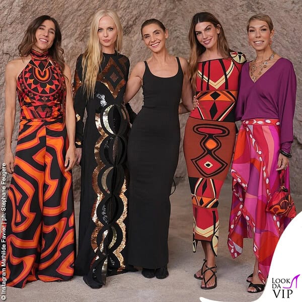 Tra le vip alla sfilata Pucci anche Clotilde Courau, Bianca Brandolini e Mathilde Favier
