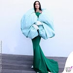 Cannes 2026 Demi Moore abito verde Balenciaga