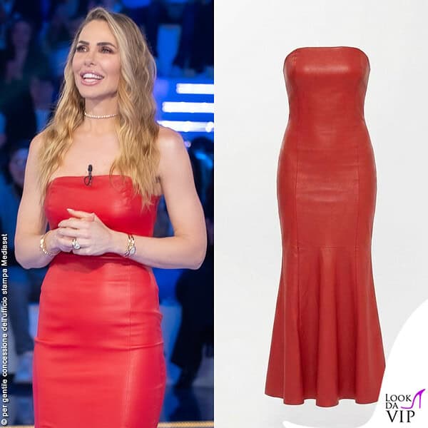 Per Ilary Blasi un vestito rosso di pelle Laura Iacobucci 
