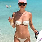 Aurora Ramazzotti Cerza viaggio di nozze Maldive bikini bianco Reina Olga