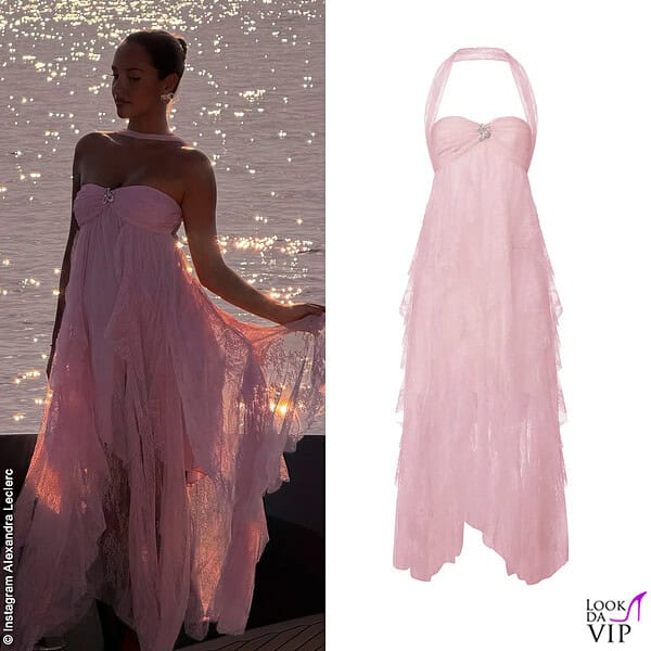 Il vestito Nana Jacqueline si chiama "Aurora"