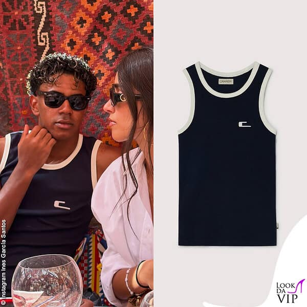 Lamine Yamal indossa una canotta Carrer. Per lei occhiali da sole Gucci