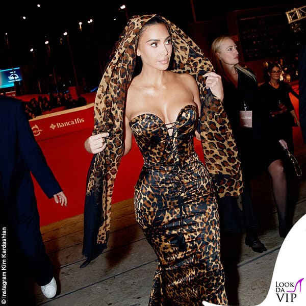 Kim Kardashian al Festival del Cinema di Roma con un outfit Saint Laurent
